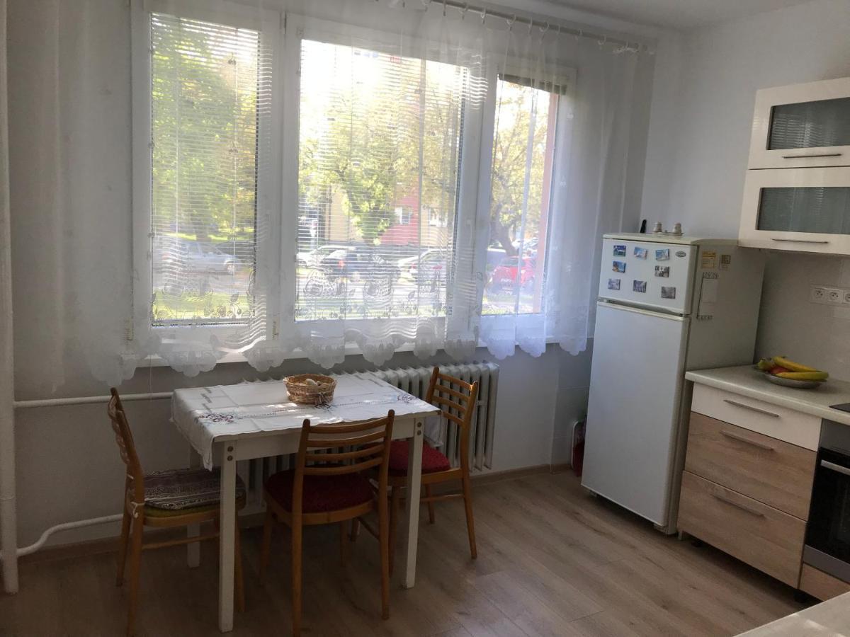 Sunny Appartment By The River Alsókubin Kültér fotó